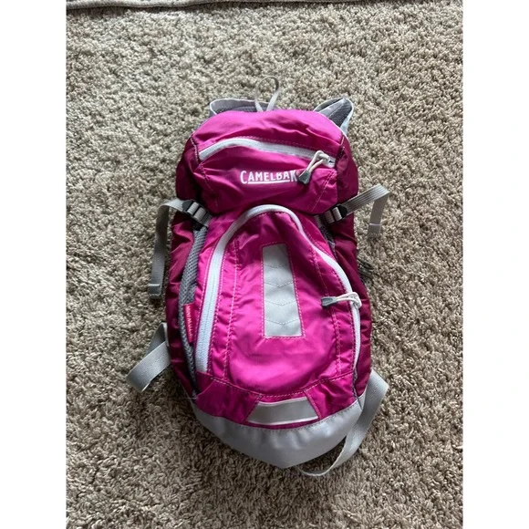 CamelBak Mini M.U.L.E. Kids Hydration Pack Backpack Pink Grey Hiking Outdoor - Picture 3 of 5
